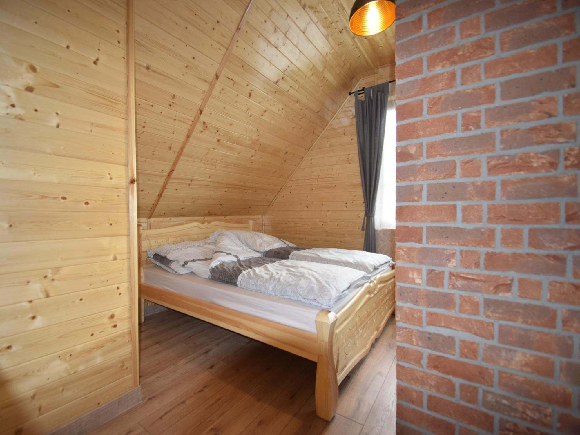 Wooden Holiday Home In Skrzynia With Terrace Osiek  Exteriör bild