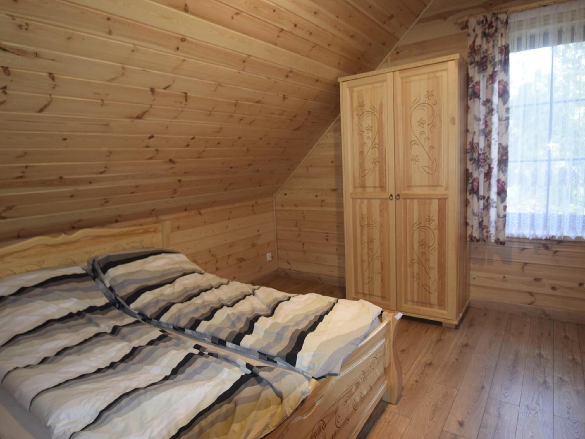 Wooden Holiday Home In Skrzynia With Terrace Osiek  Exteriör bild